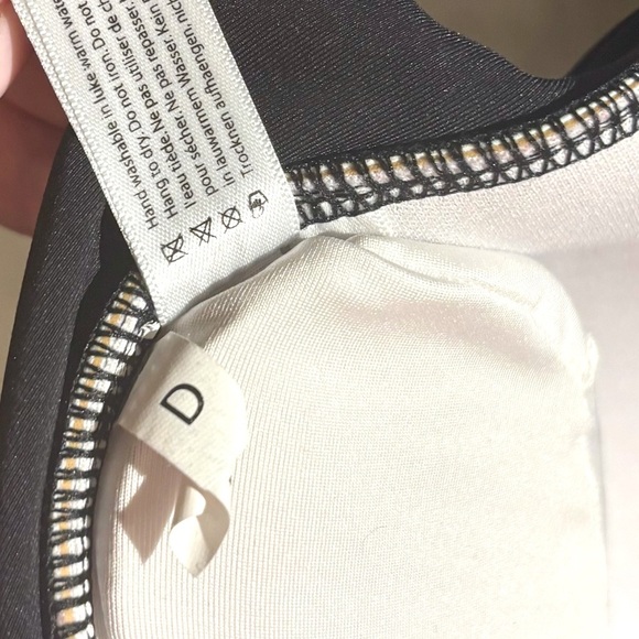 Azura| Australia Blue/Black/Green Butterfly Bikini Halter Top Size 8 - Picture 7 of 7